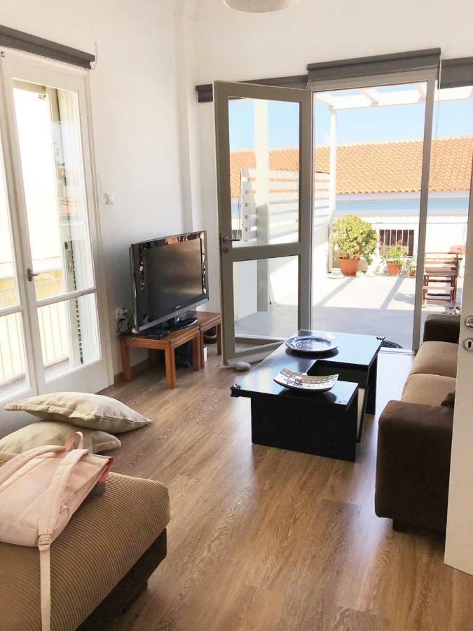 Ferienwohnung The Roof - Flat Sea View In Aegina Town Exterior foto