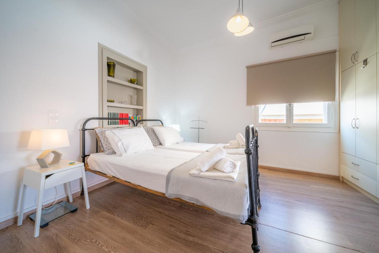 Ferienwohnung The Roof - Flat Sea View In Aegina Town Exterior foto