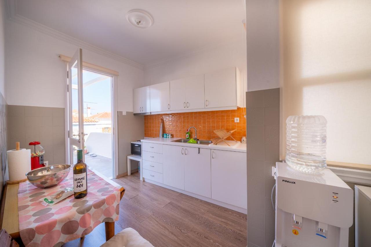 Ferienwohnung The Roof - Flat Sea View In Aegina Town Exterior foto