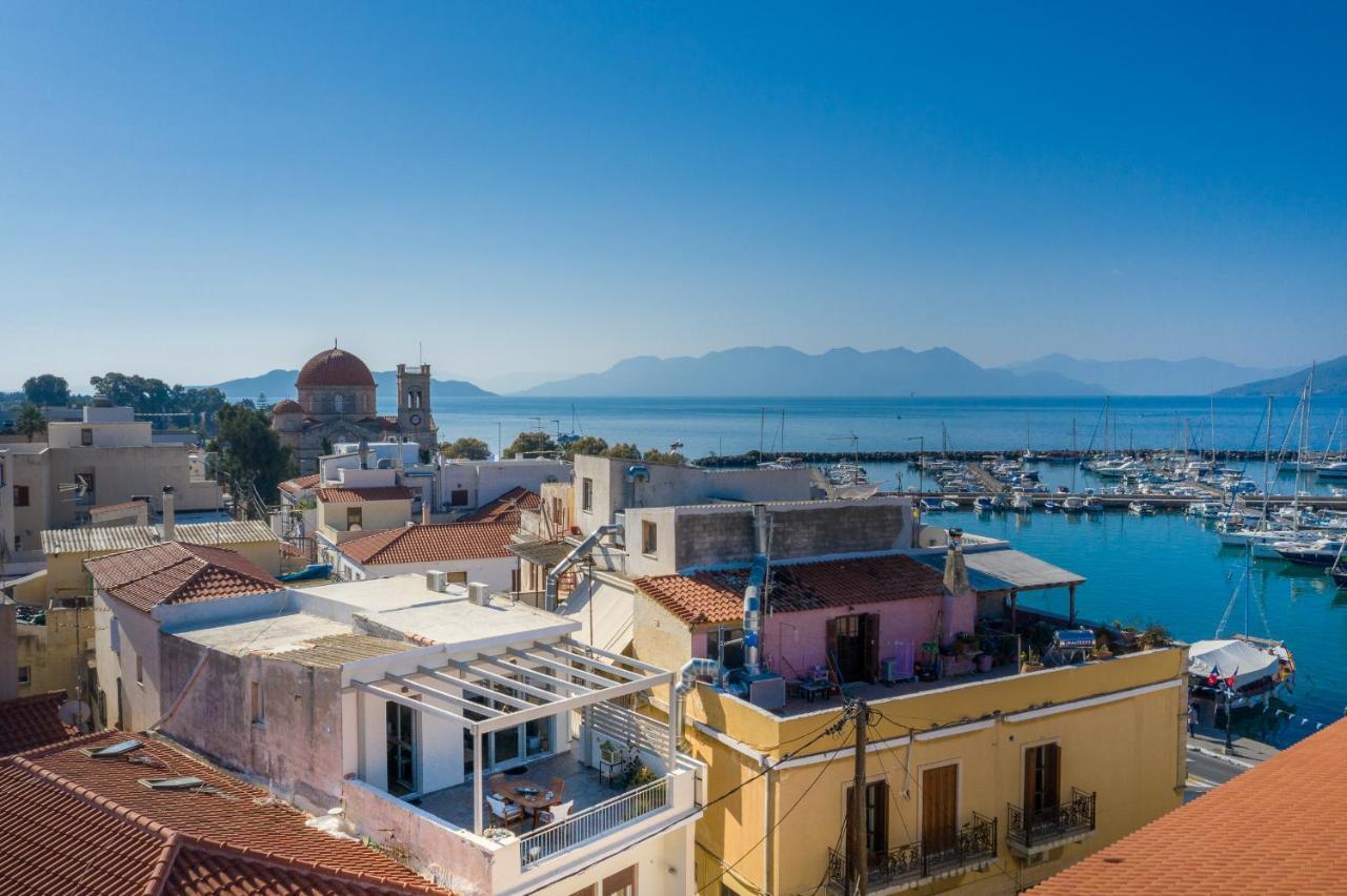 Ferienwohnung The Roof - Flat Sea View In Aegina Town Exterior foto