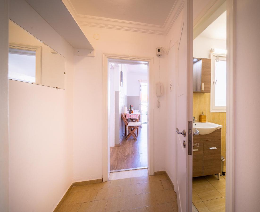 Ferienwohnung The Roof - Flat Sea View In Aegina Town Exterior foto