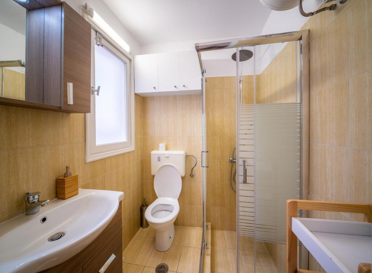 Ferienwohnung The Roof - Flat Sea View In Aegina Town Exterior foto